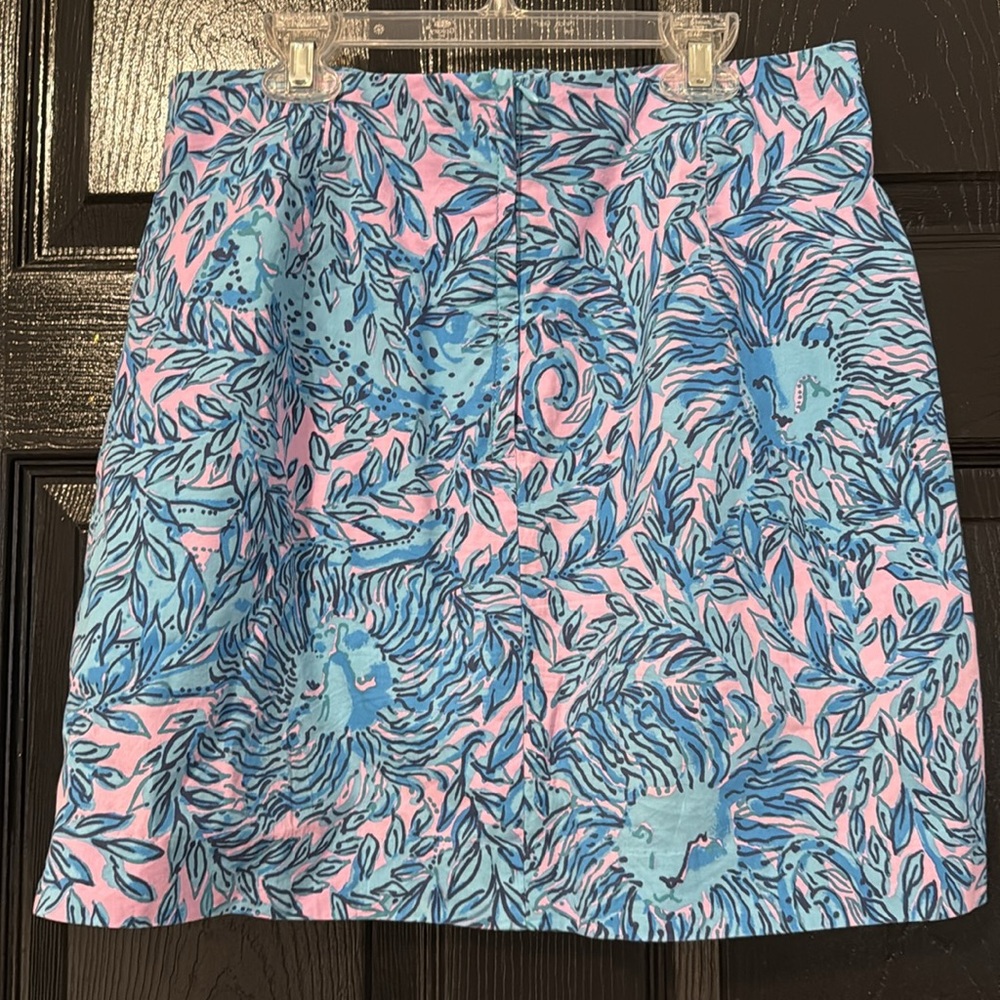 Lilly Pulitzer Pink and Blue Leaf Print Skort - Picture 2 of 6